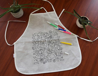 tablier à colorier pour enfant